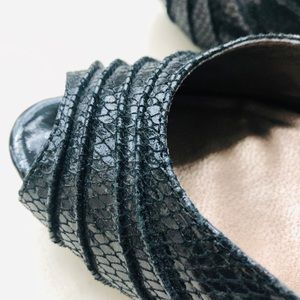 Moda Black High heels